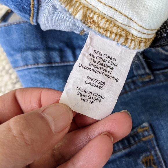 Madewell High-Rise Denim Boyshorts: Button-Through Edition - Picture 5 of 6